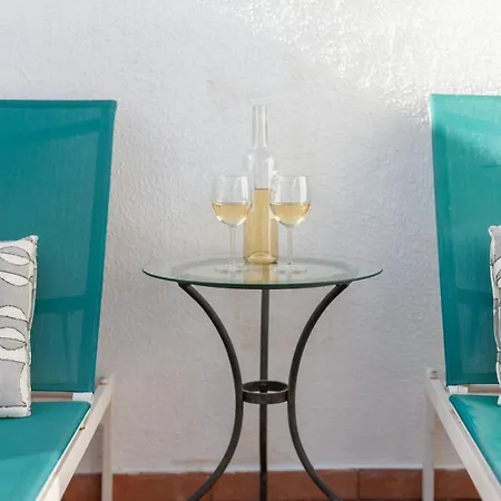 Liberty Penthouse Three-bedroom - By Lu Holidays *