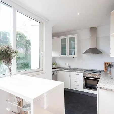 Liberty Penthouse Three-bedroom - By Lu Holidays Appartement *