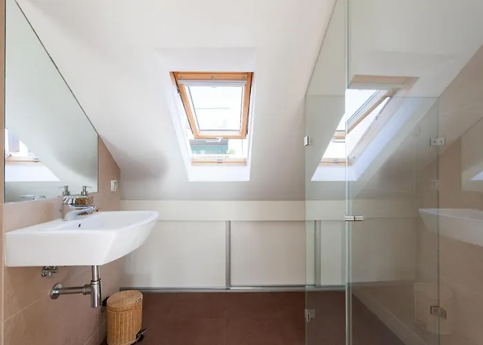 Liberty Penthouse Three-bedroom - By Lu Holidays Apartamento *