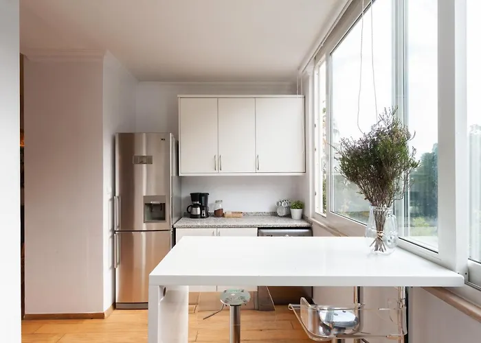 Liberty Penthouse Three-bedroom - By Lu Holidays