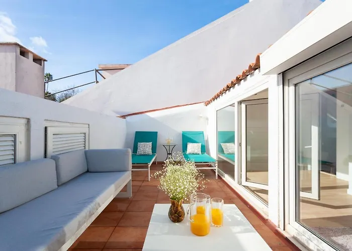 Liberty Penthouse Three-bedroom - By Lu Holidays * 리스본