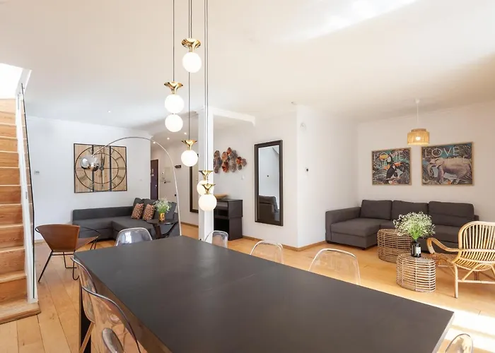 Liberty Penthouse Three-bedroom - By Lu Holidays * 리스본