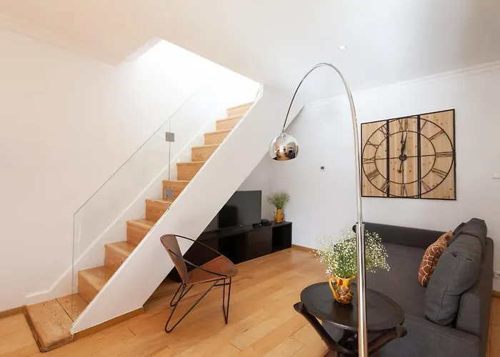 Liberty Penthouse Three-bedroom - By Lu Holidays *